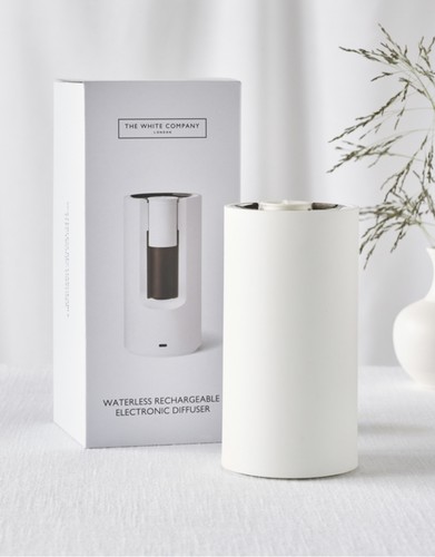 The white company - white,