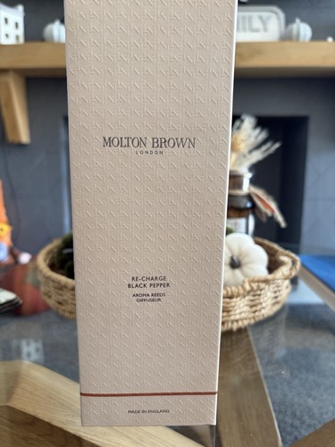 Molton brown charge - brown, re-charge